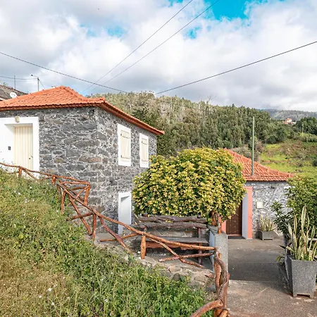 Pitaias Estreito Da Calheta