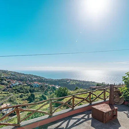 Pitaias Estreito Da Calheta